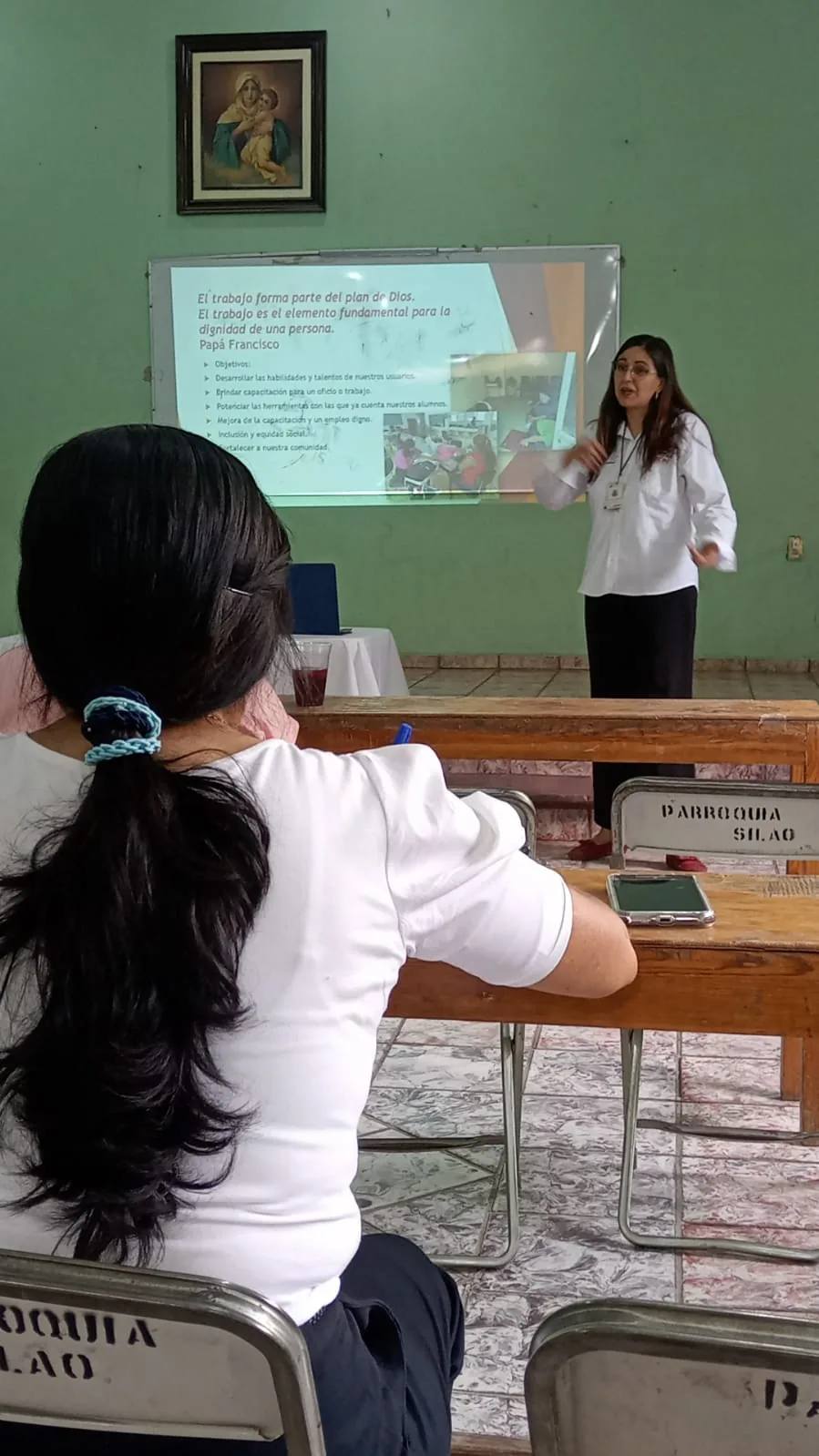 Taller de formación parroquial en Silao