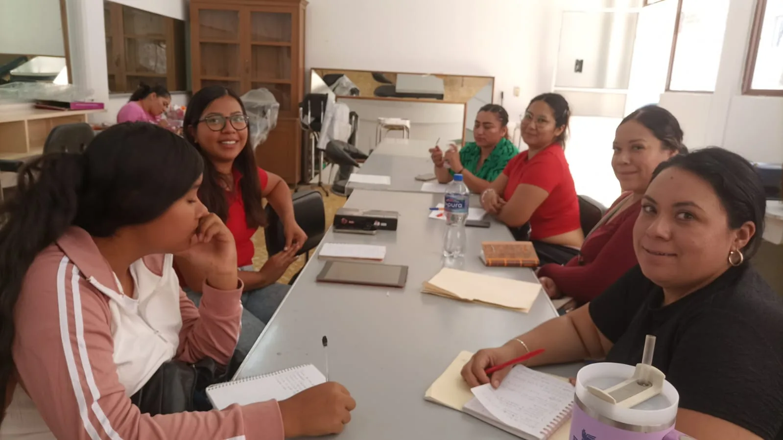 Embajadores en Acción apoyando a las familias